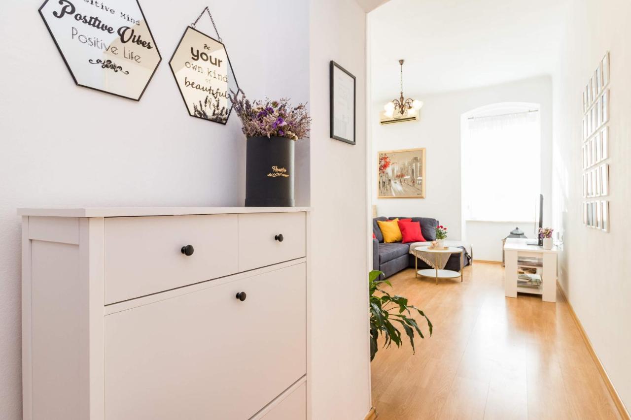 Apartman Lussi Пула Экстерьер фото
