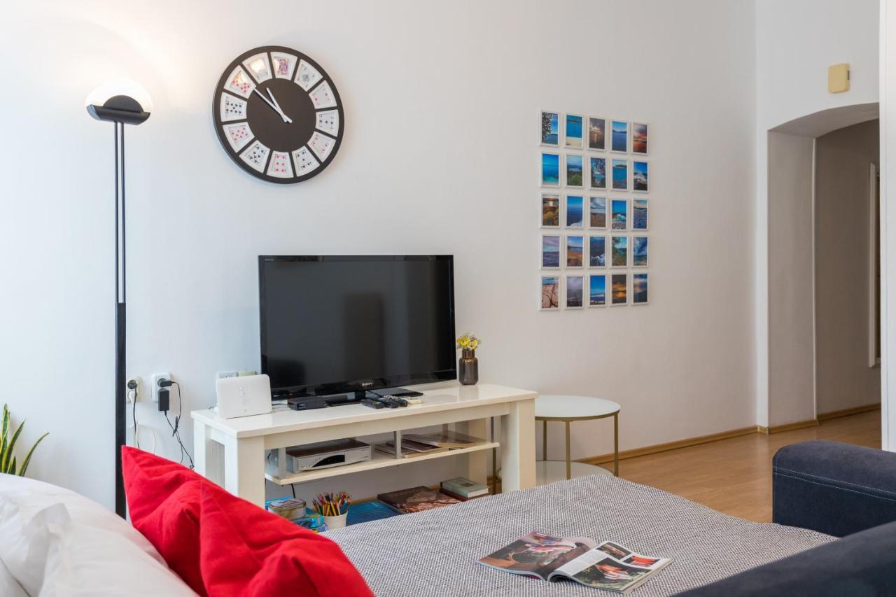 Apartman Lussi Пула Экстерьер фото